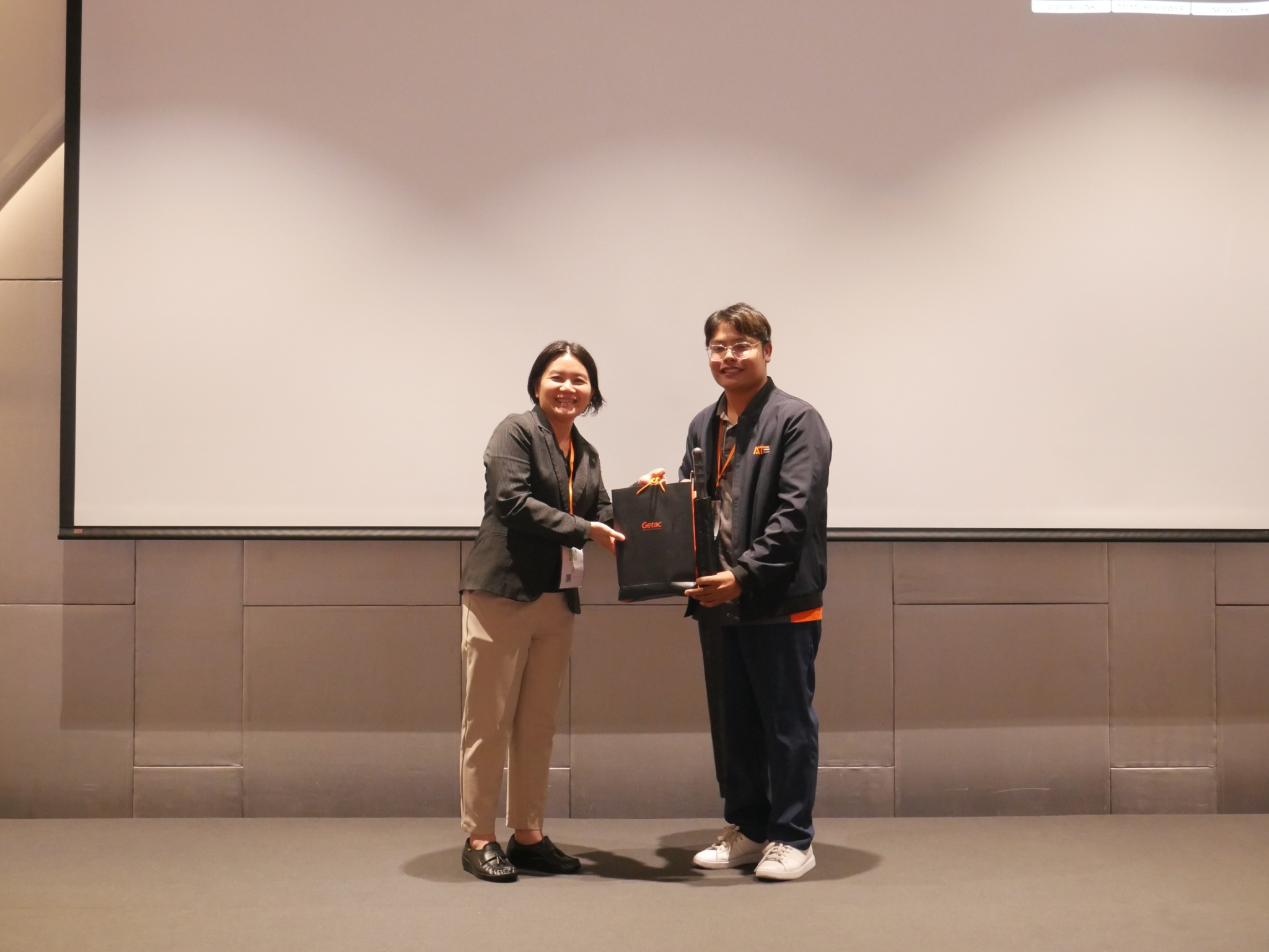 ภาพร่วมกับทีม Jitjai และ GETAC Tech Day 2026